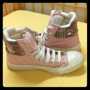 Converse Hi Top Chucks Pink & Plaid Size 4…